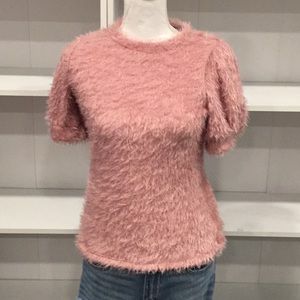 Short sleeve sweater